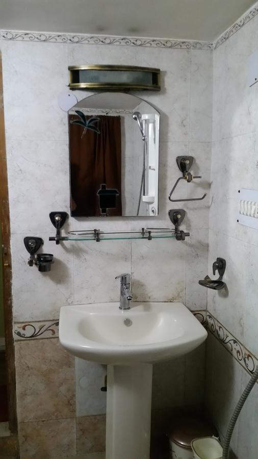 Hotel Gulmarg Inn Εξωτερικό φωτογραφία